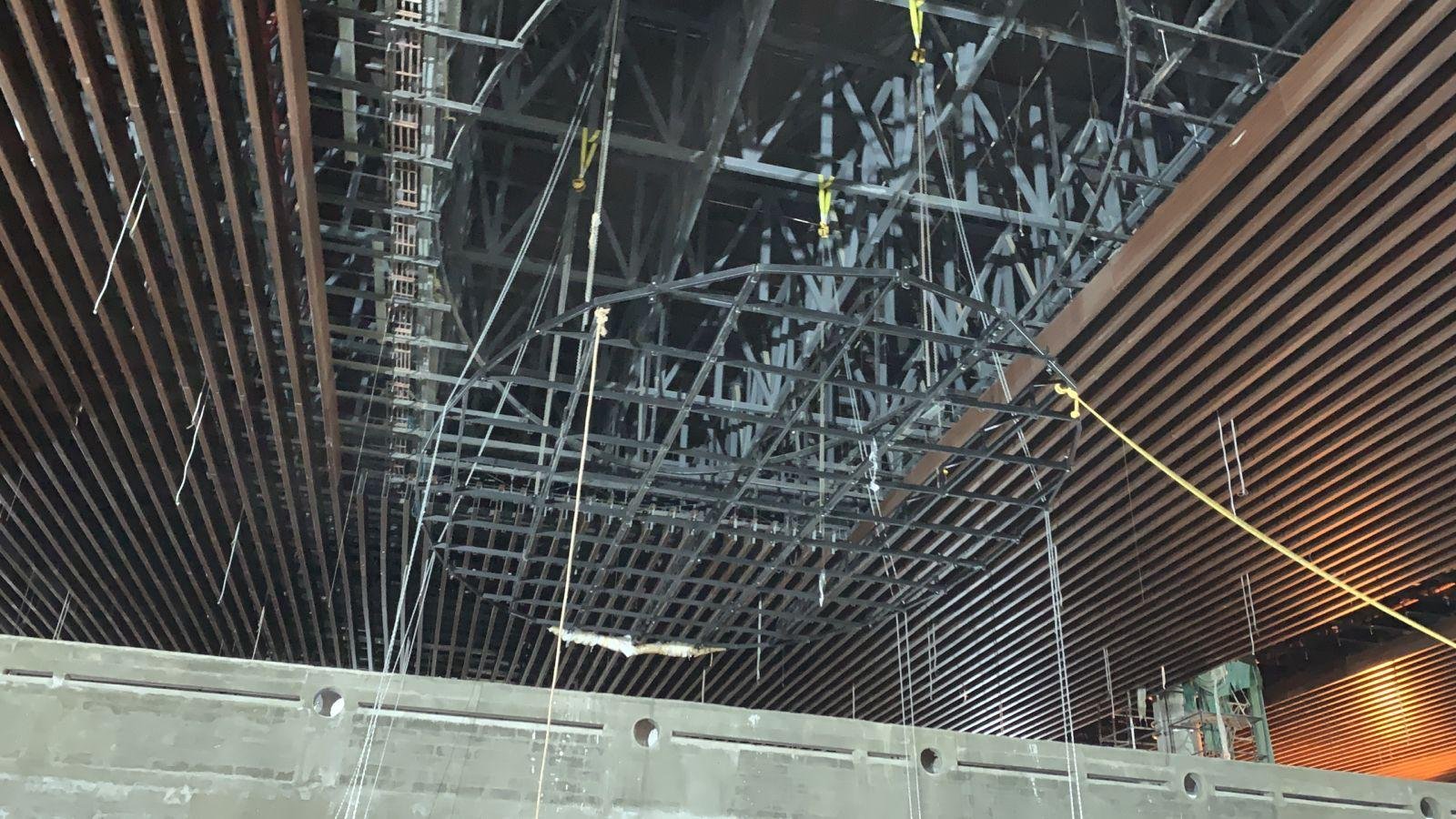 Installation of airport parametric ceiling Installation of airport parametric ceiling