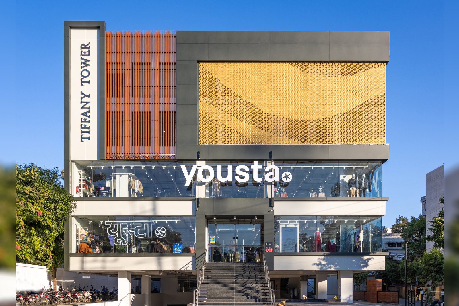 Parametric facade system installation detail in aluminium