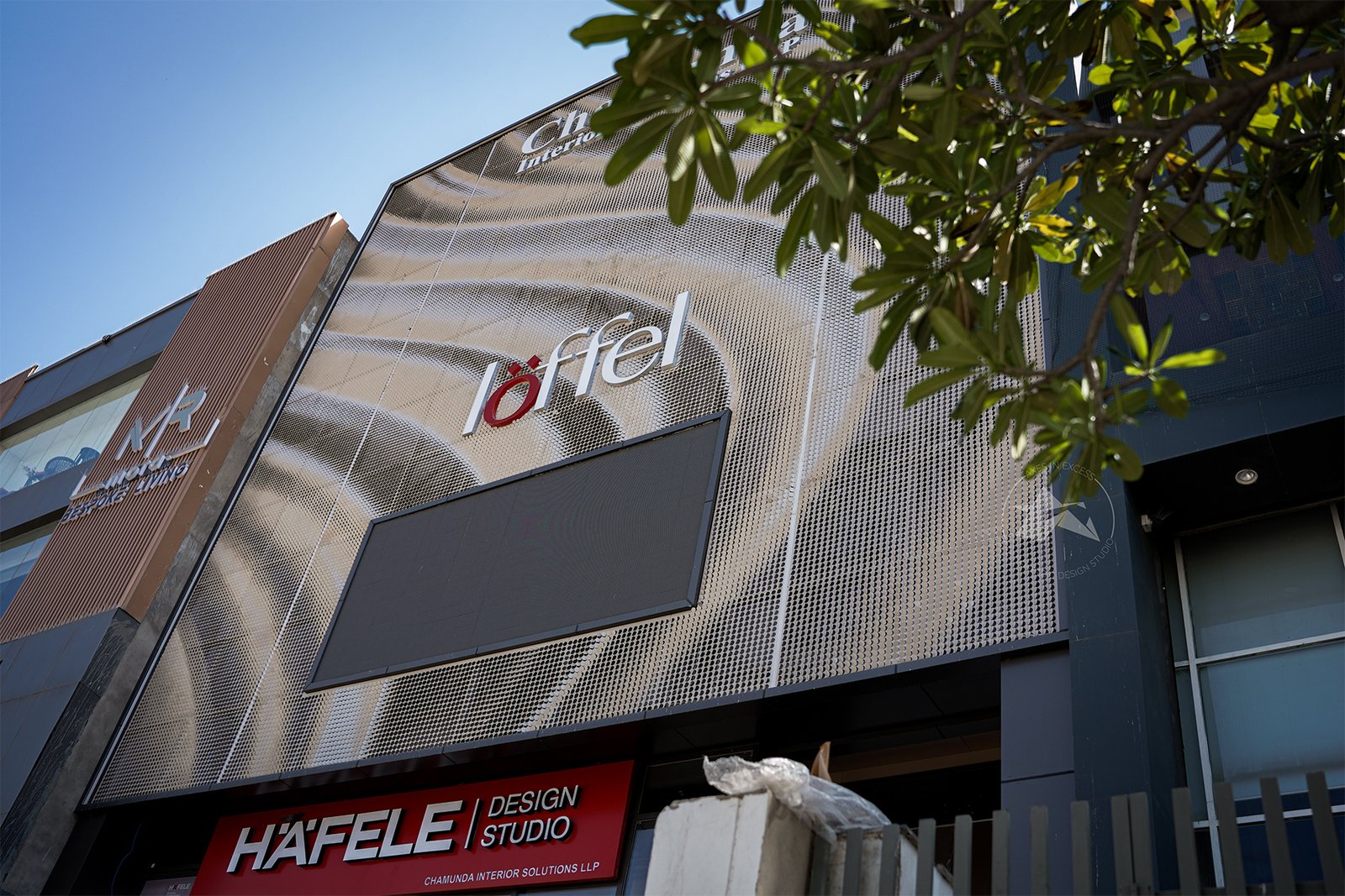 Jaipur commercial facade with modern wave aesthetics