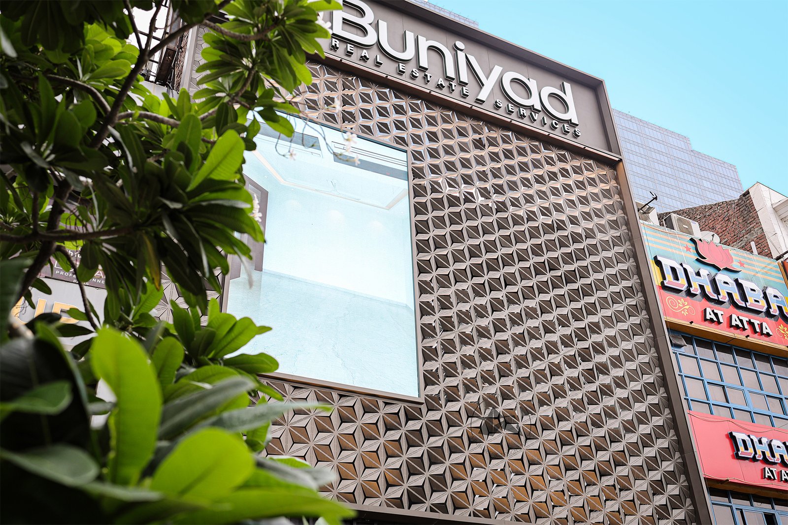 3D Blossom Unveil aluminium facade panels installed on commercial building in Noida