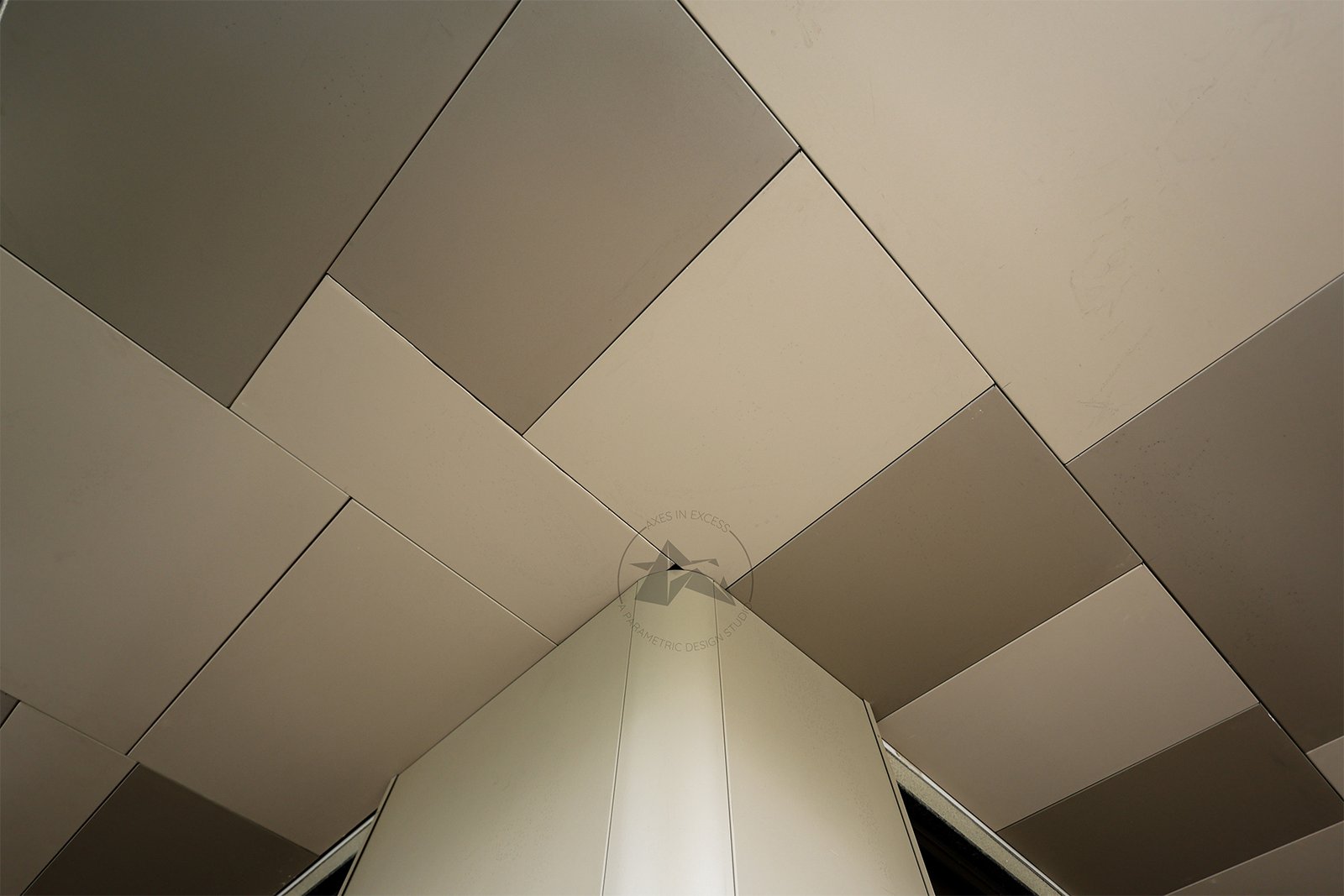 Low maintenance aluminium facade for contemporary commercial building