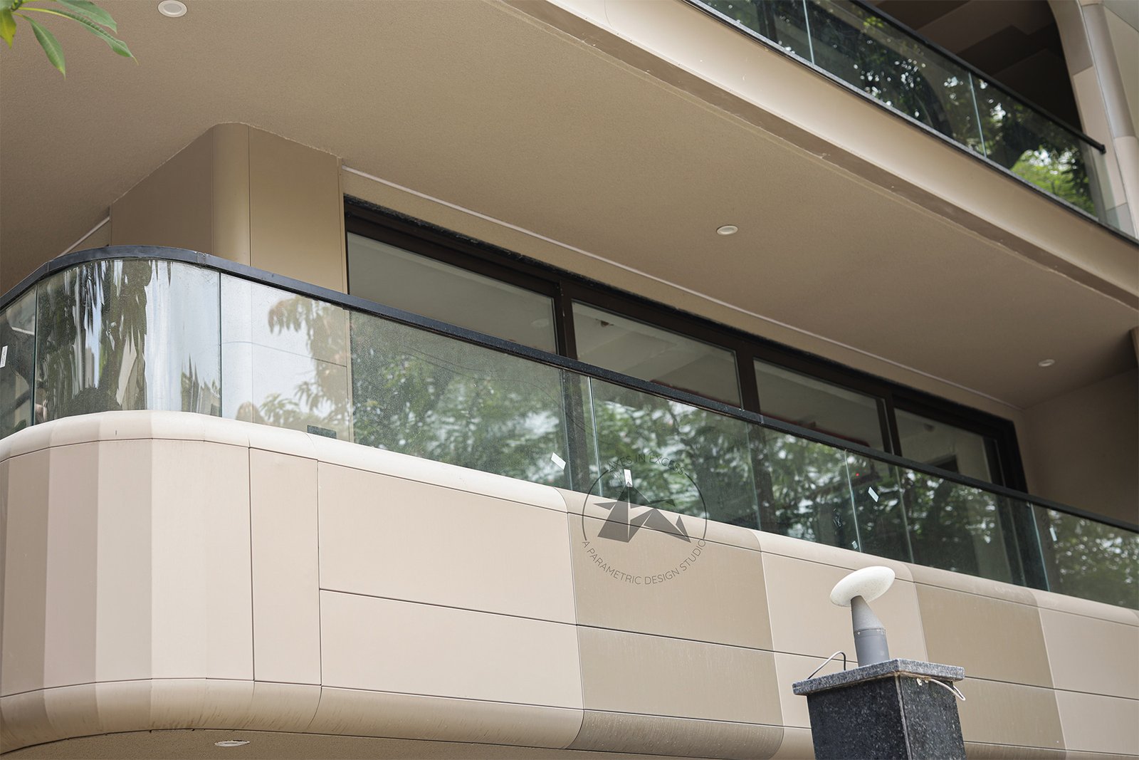 Custom curved aluminium facade panels in Greater Kailash Delhi