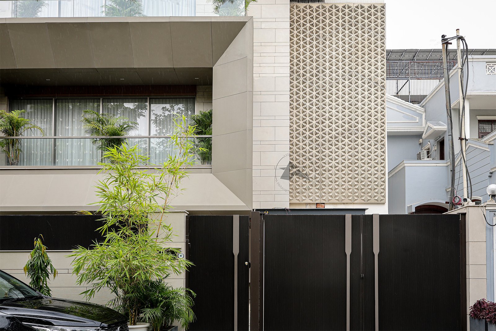 Tri-Blossom Unveil aluminium screen on residential facade
