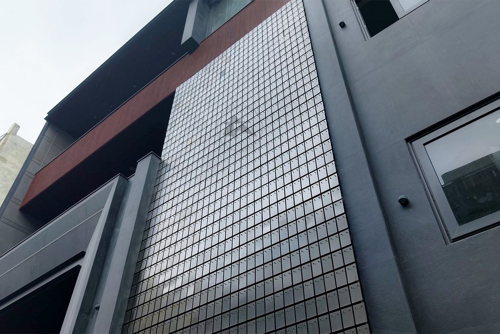 Modern kinetic facade system for residential building